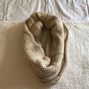 Knitted infinity scarf